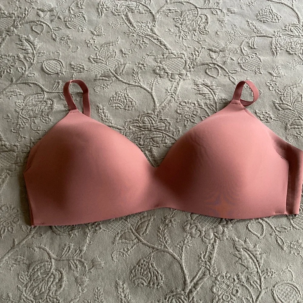 Bra - Picture 1 of 2